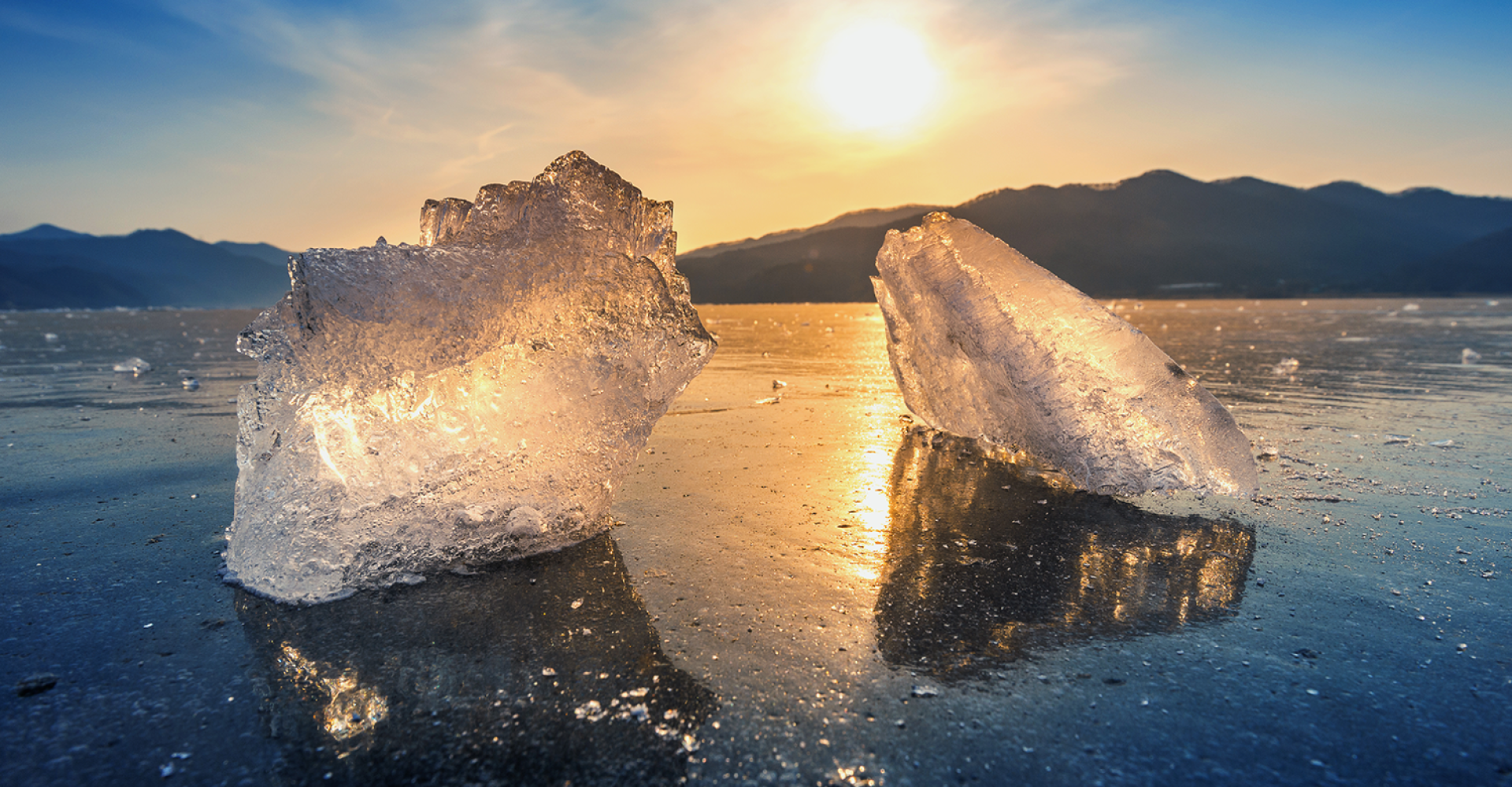 very-large-beautiful-chunk-ice-sunrise-winter